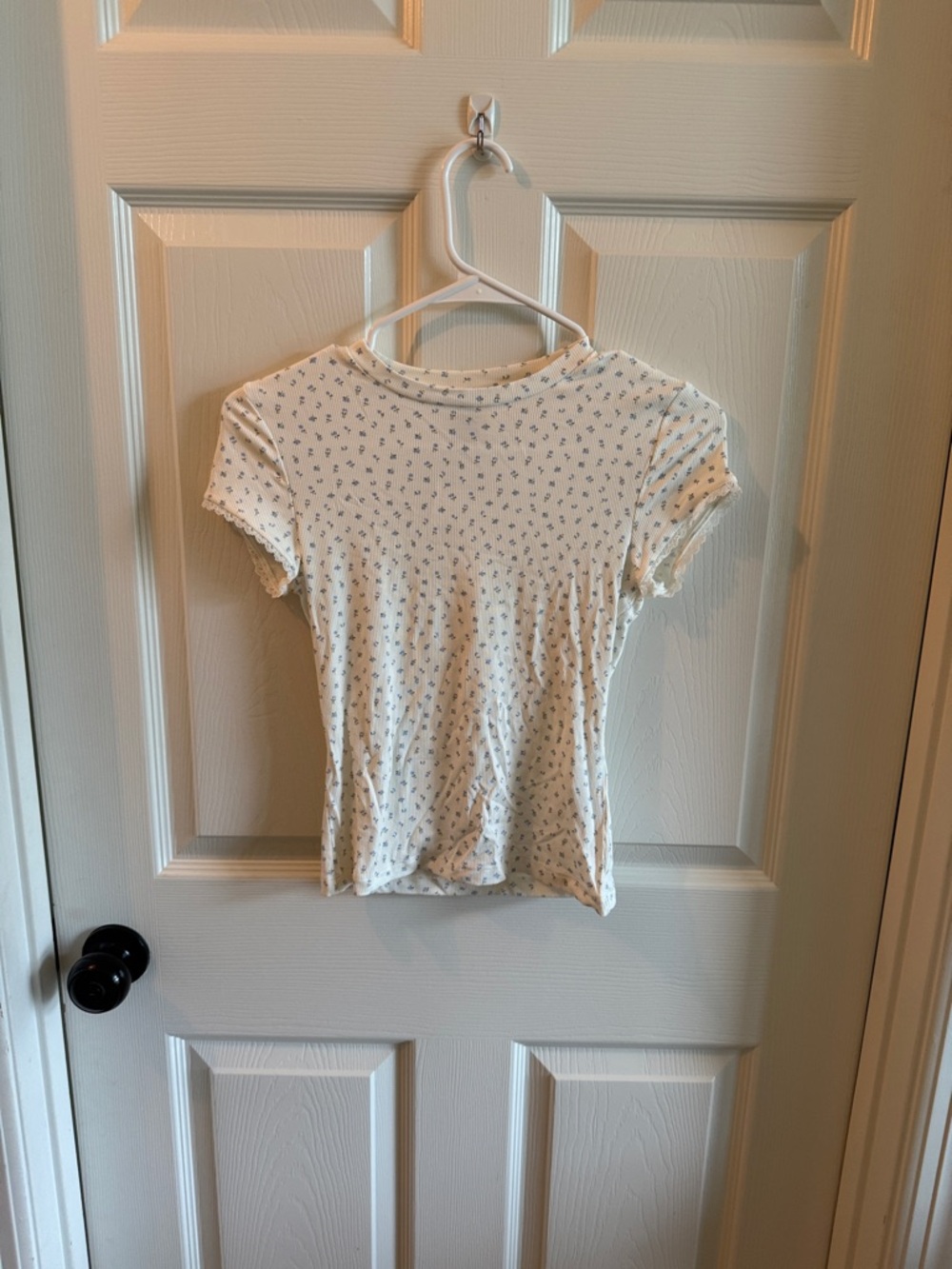 Divided Cream Short-Sleeve Tee with Blue Floral Print